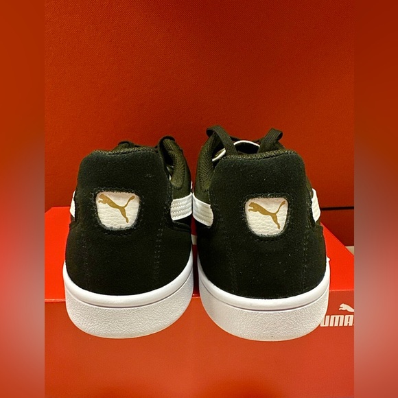 Puma Sneakers (Multiple Sizes) - Picture 5 of 5